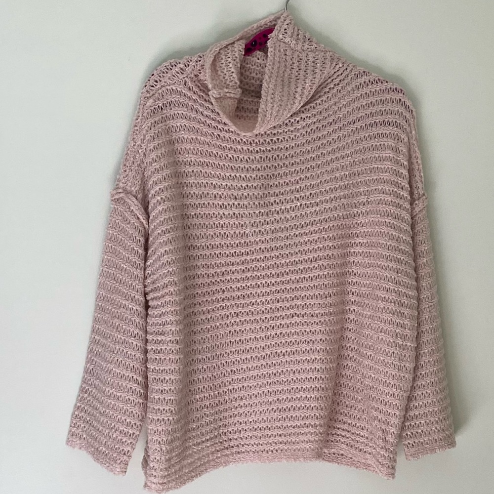 American Eagle turtleneck sweater